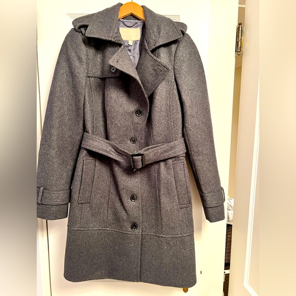Banana Republic wool coat - in great condition only worn a couple of times - Picture 1 of 3